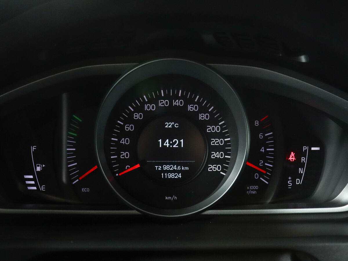 Volvo V40 Cross Country 2019 года с пробегом. Фото: #7