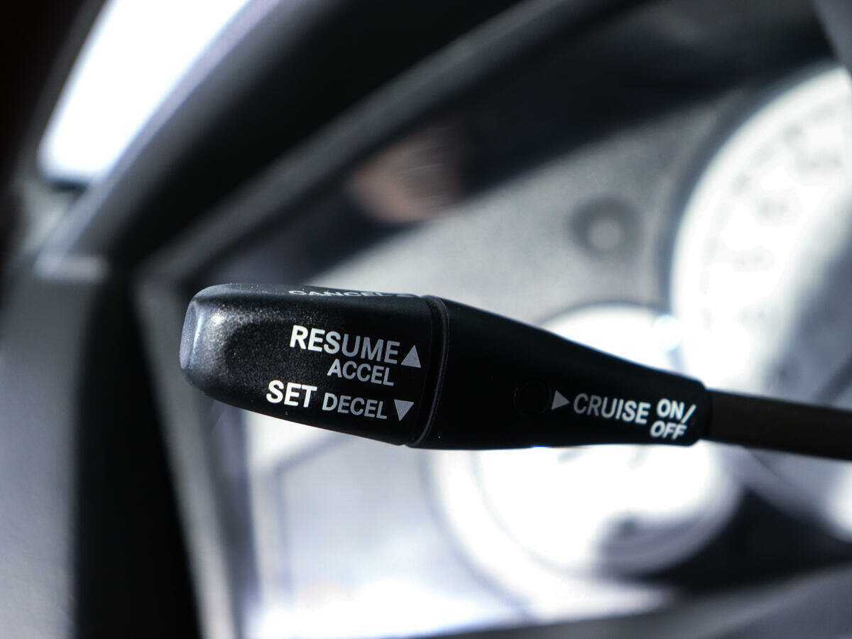 Chrysler 300C 2006 года с пробегом. Фото: #15