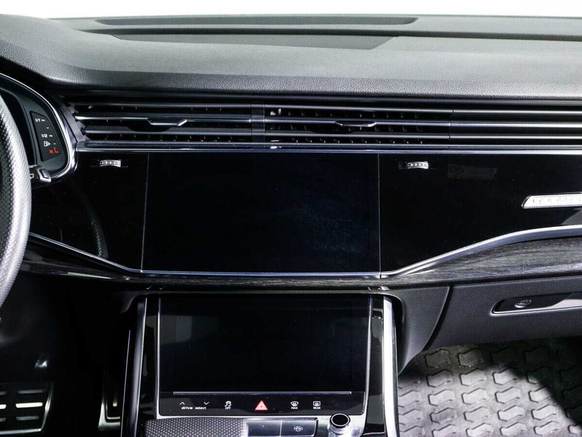 Audi Q8 2018 года с пробегом. Фото: #11