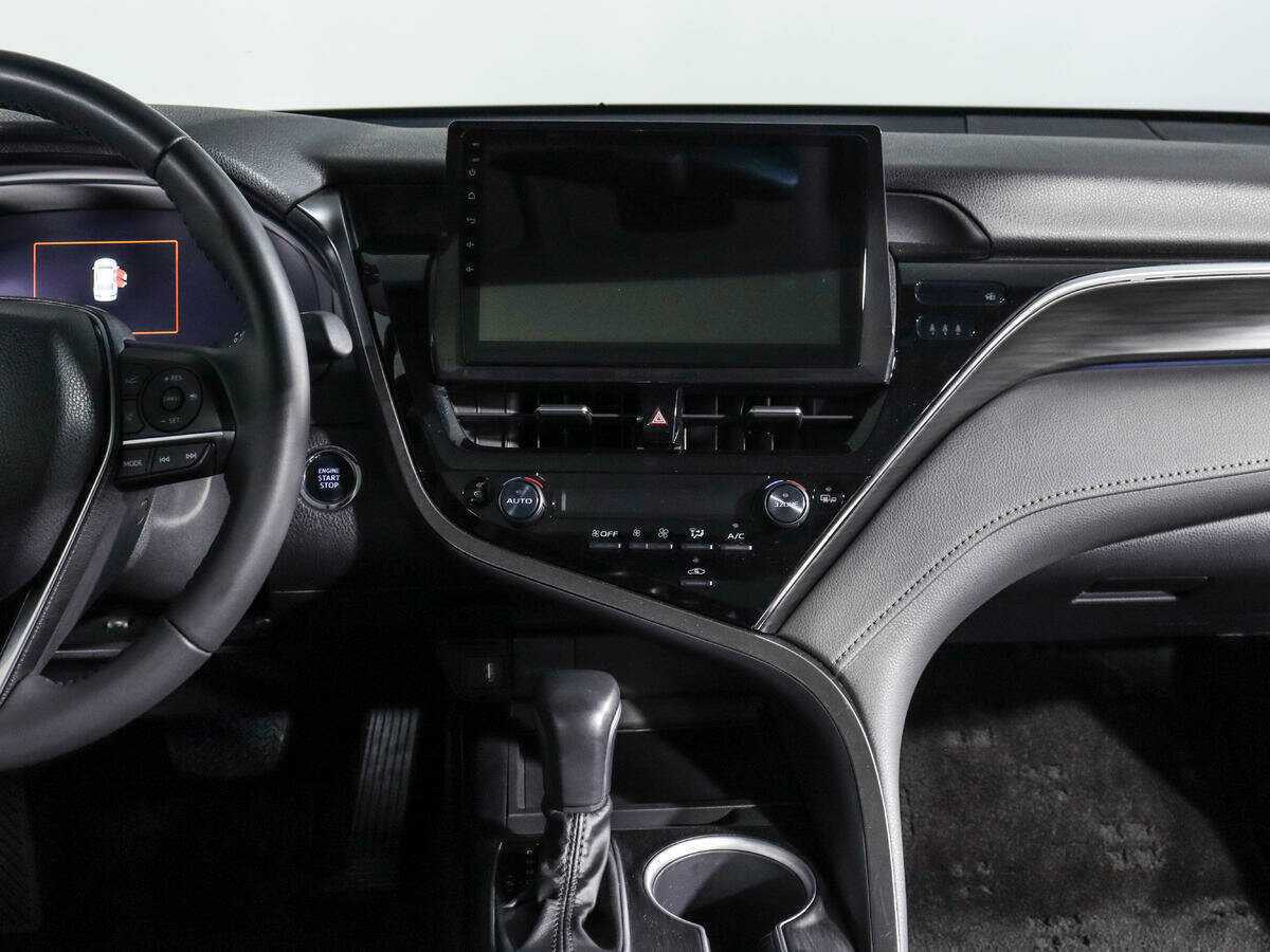 Toyota Camry 2023 года с пробегом. Фото: #11