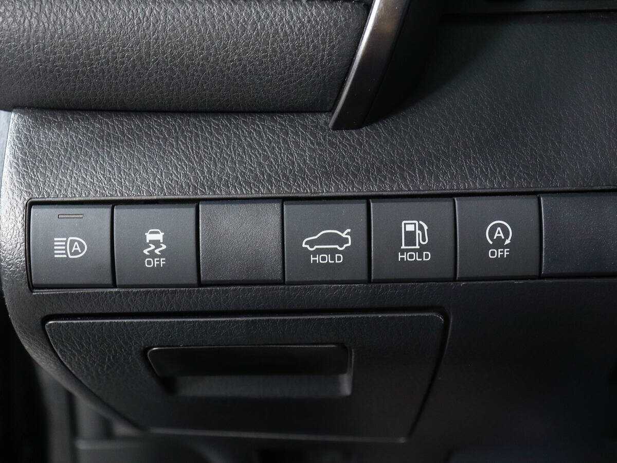 Toyota Camry 2023 года с пробегом. Фото: #16