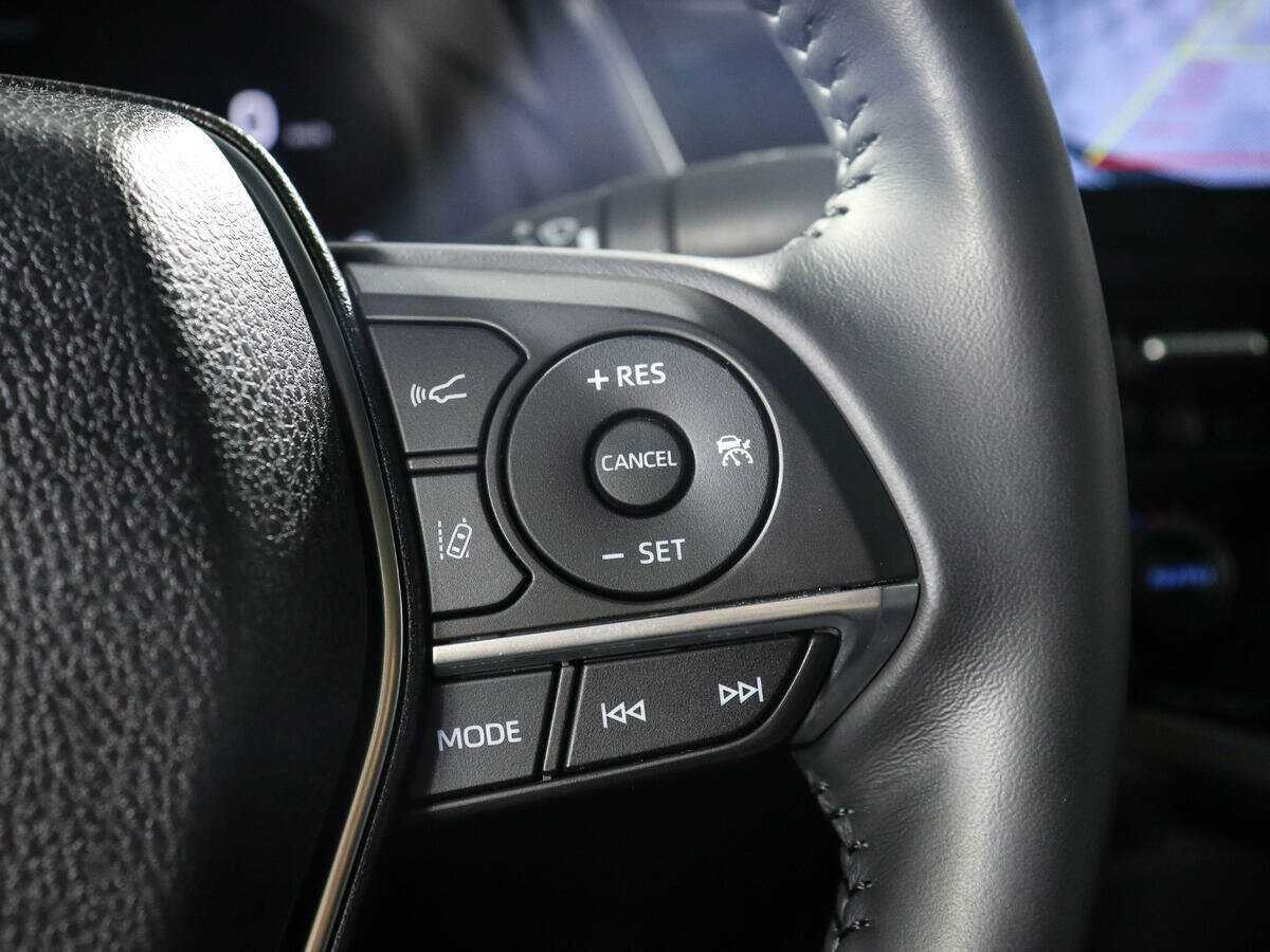 Toyota Camry 2023 года с пробегом. Фото: #23