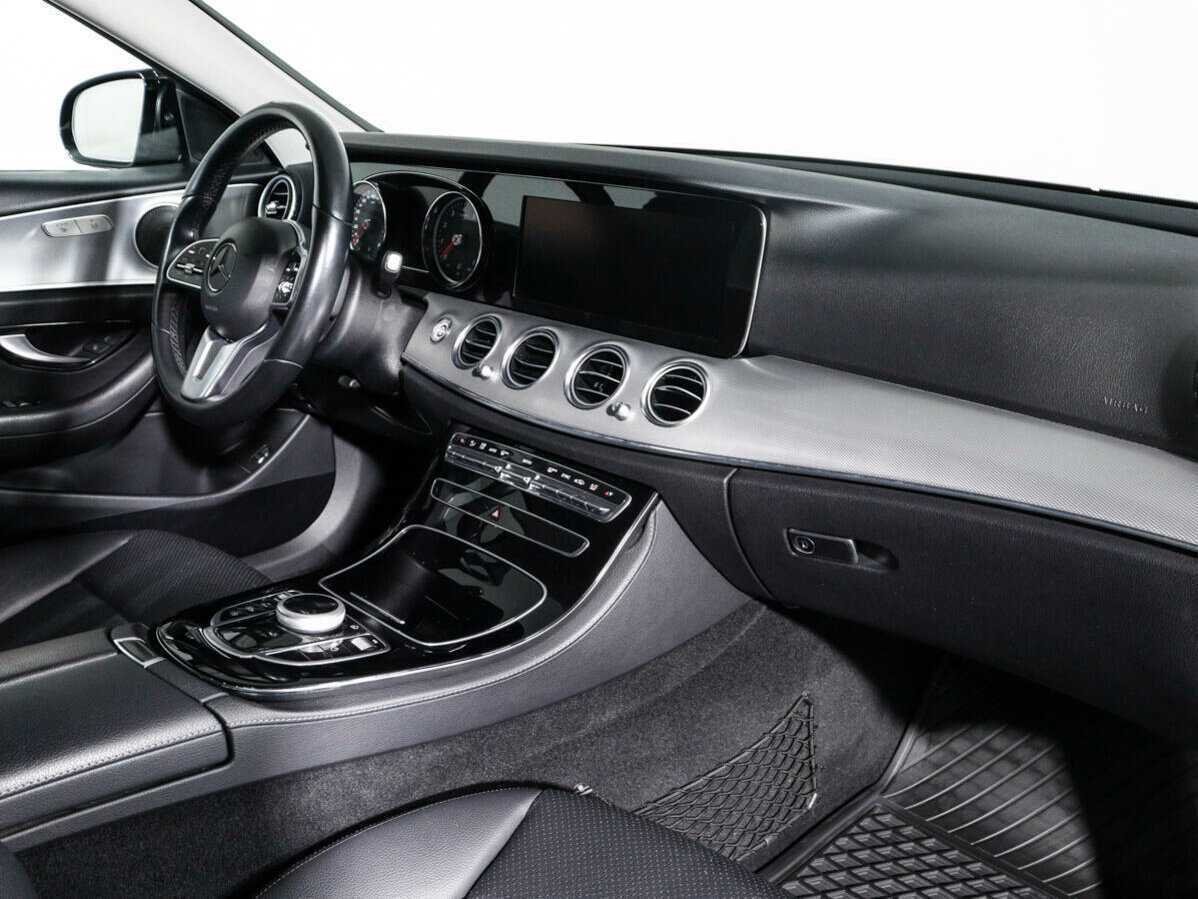 Mercedes-Benz E-Класс 2020 года с пробегом. Фото: #6