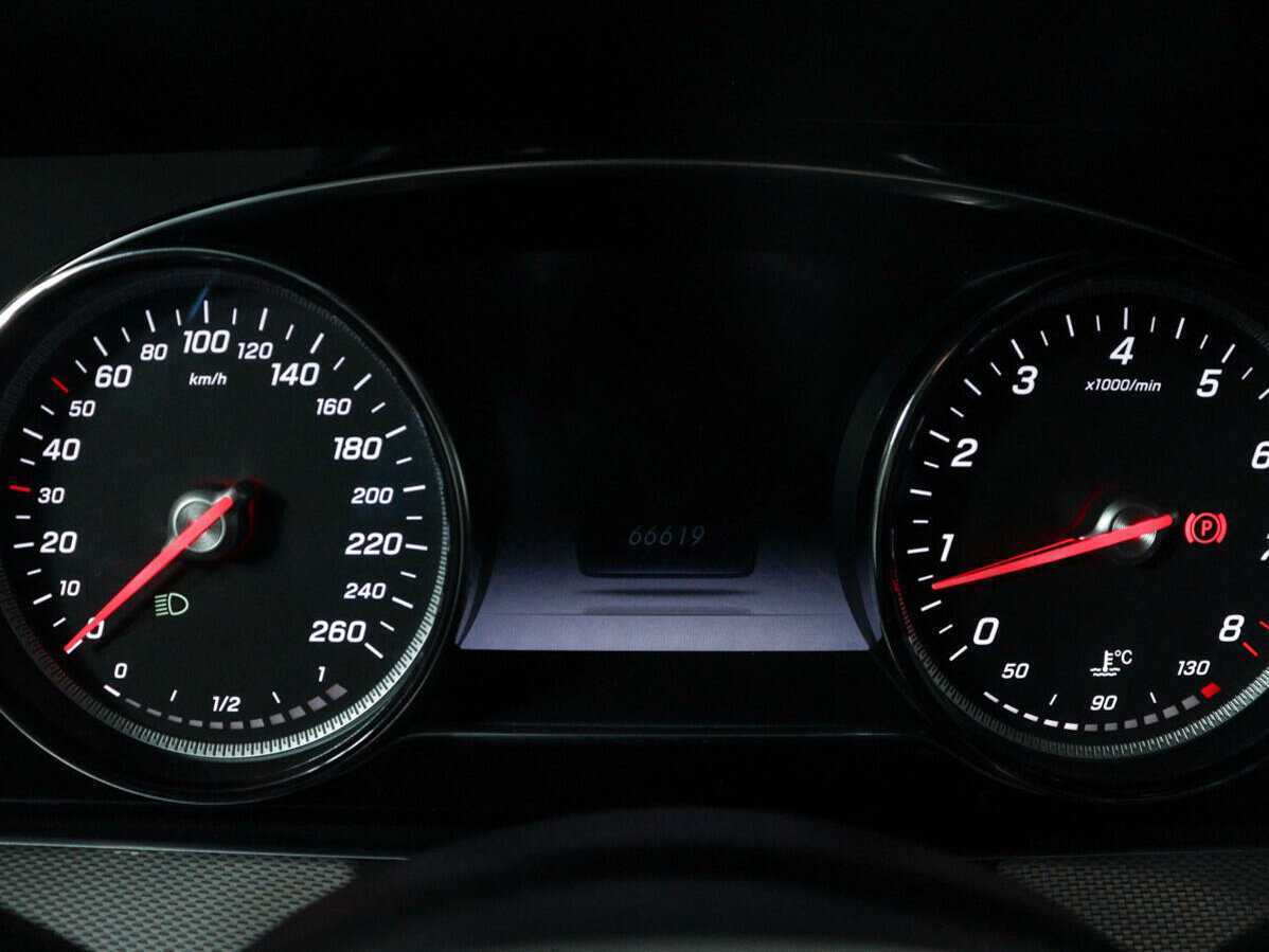 Mercedes-Benz E-Класс 2020 года с пробегом. Фото: #8