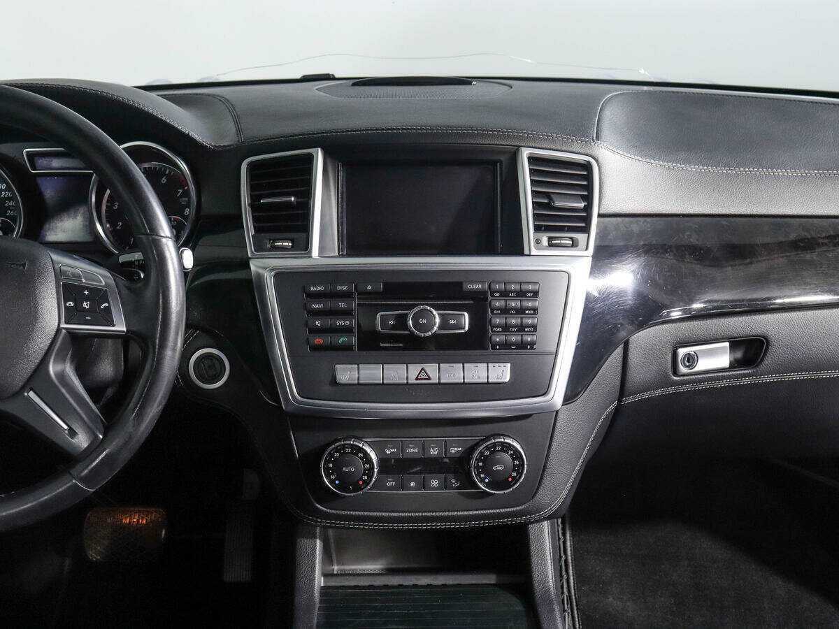 Mercedes-Benz GL-Класс 2013 года с пробегом. Фото: #11