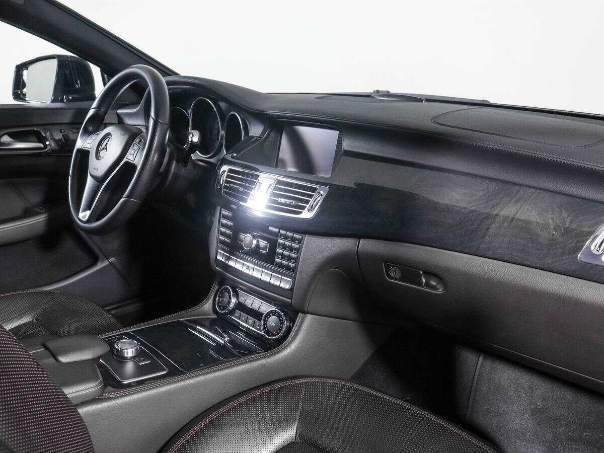 Mercedes-Benz CLS 2012 года с пробегом. Фото: #6