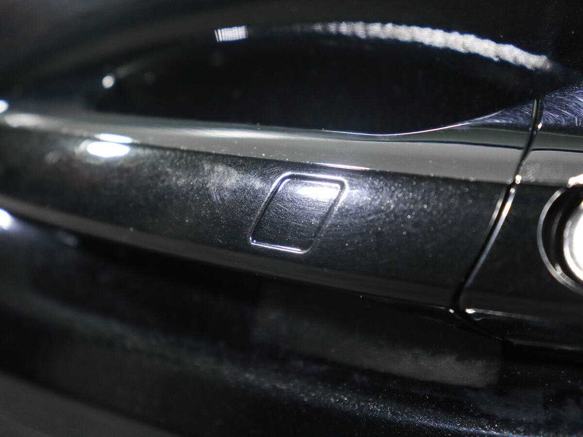 Mercedes-Benz CLS 2012 года с пробегом. Фото: #13