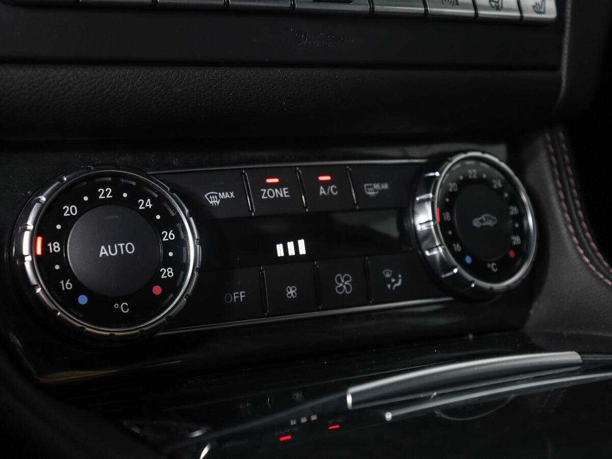 Mercedes-Benz CLS 2012 года с пробегом. Фото: #15