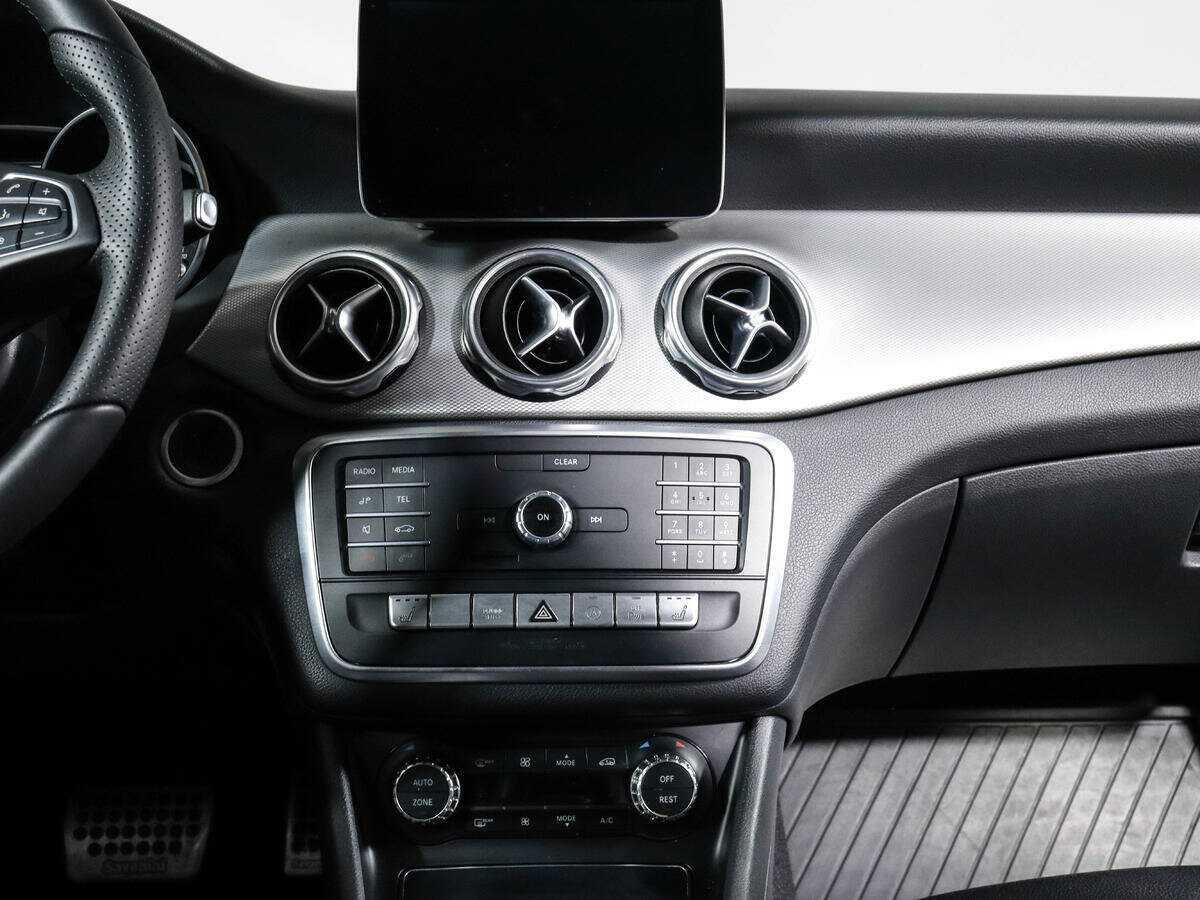 Mercedes-Benz GLA 2017 года с пробегом. Фото: #12