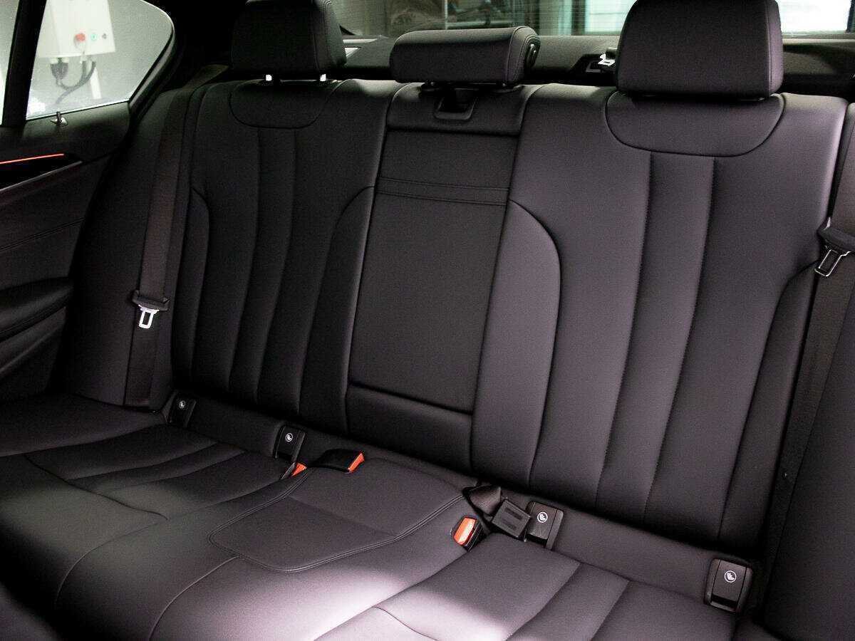 BMW 5 серии 2017 года с пробегом. Фото: #12