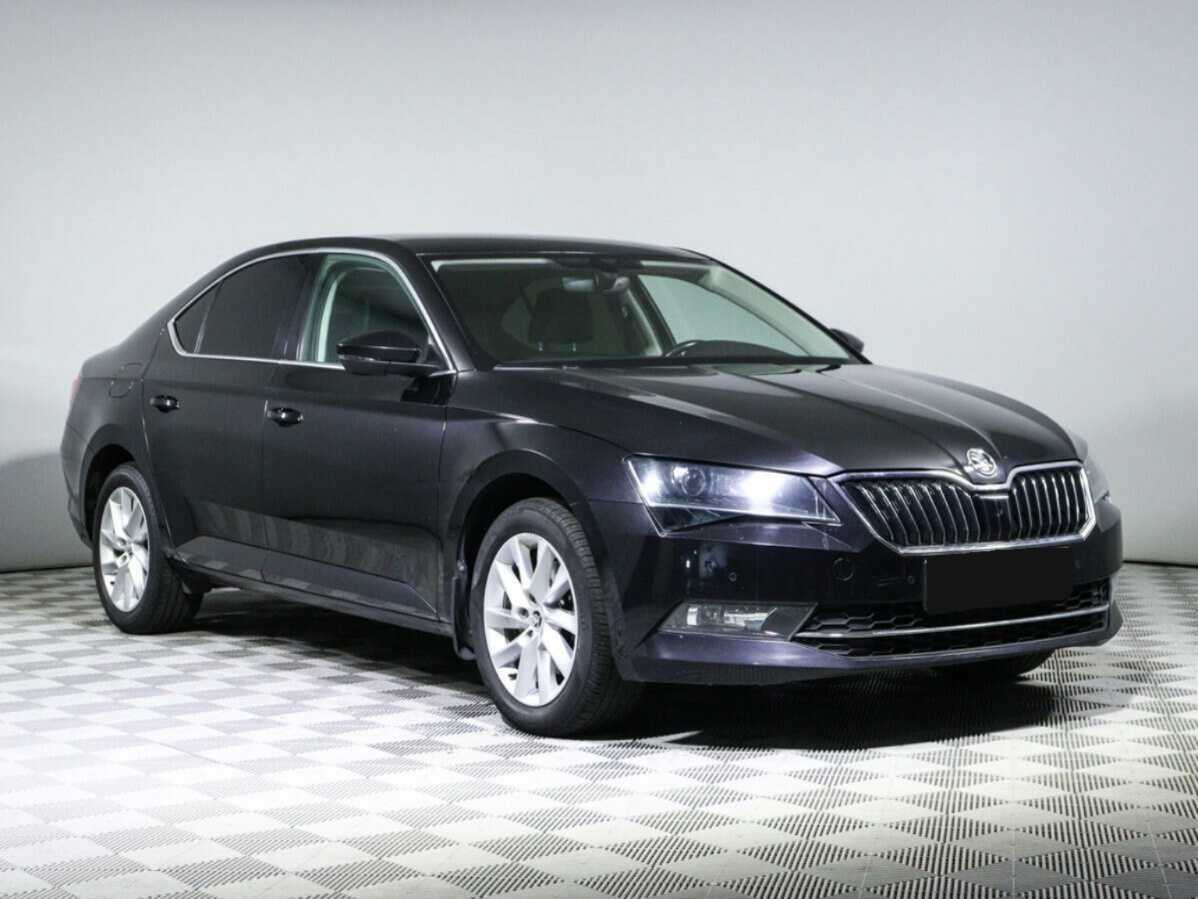 Skoda Superb 2019 года с пробегом. Фото: #2