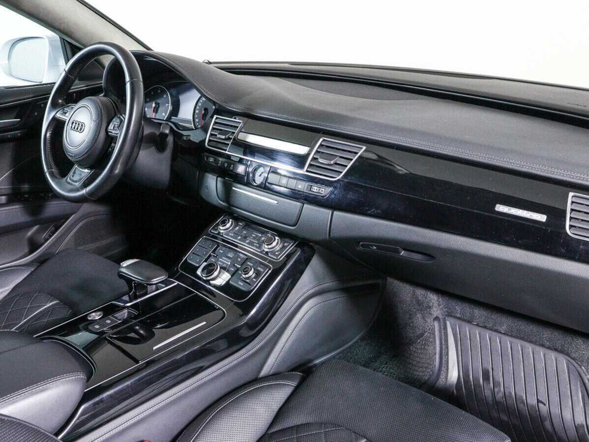 Audi A8 2015 года с пробегом. Фото: #6
