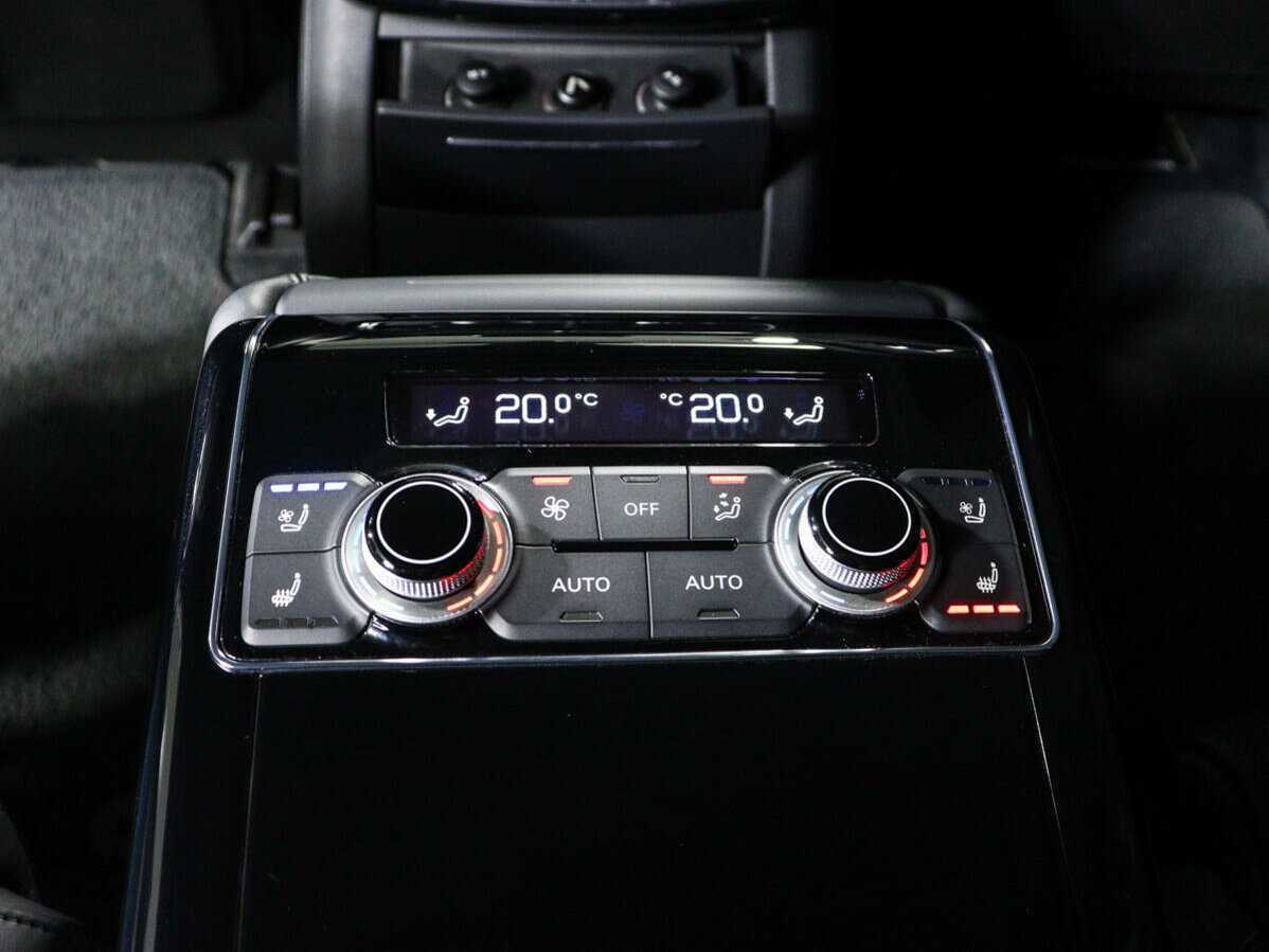 Audi A8 2015 года с пробегом. Фото: #18