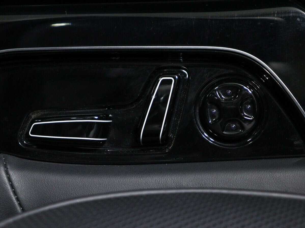 Audi A8 2015 года с пробегом. Фото: #19