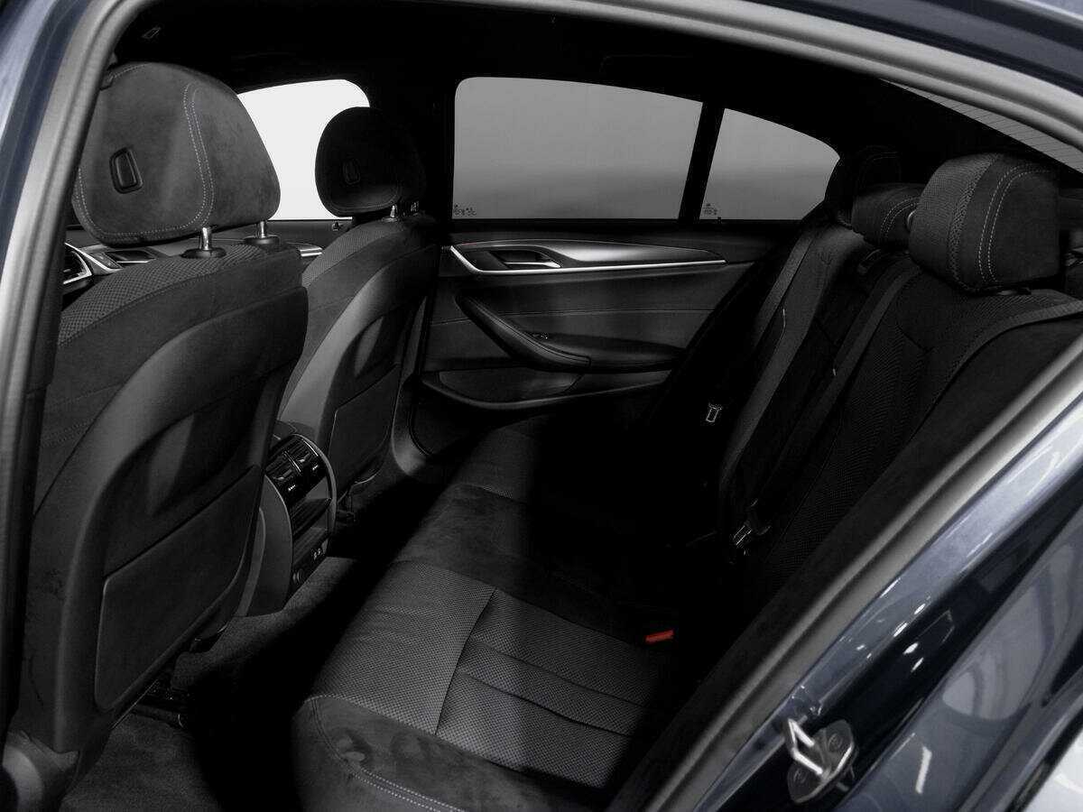 BMW 5 серии 2020 года с пробегом. Фото: #9