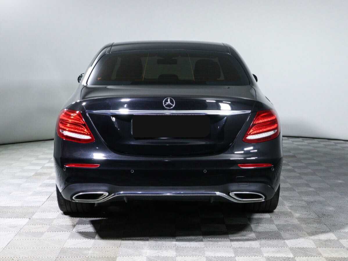 Mercedes-Benz E-Класс 2018 года с пробегом. Фото: #4