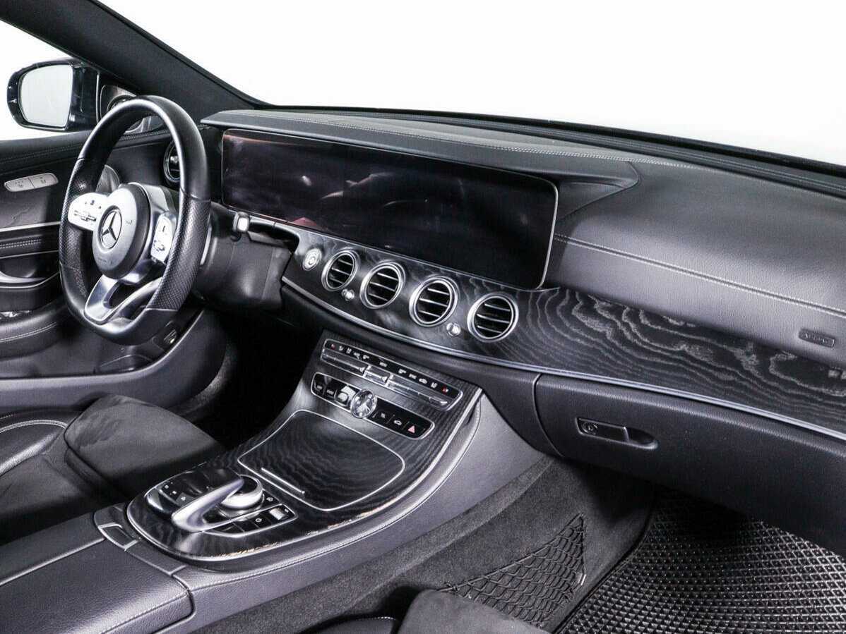 Mercedes-Benz E-Класс 2018 года с пробегом. Фото: #7