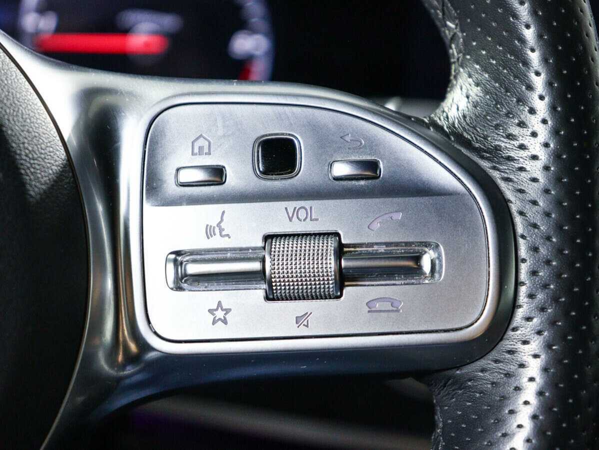 Mercedes-Benz E-Класс 2018 года с пробегом. Фото: #23
