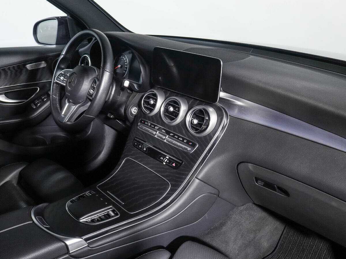 Mercedes-Benz GLC 2021 года с пробегом. Фото: #7
