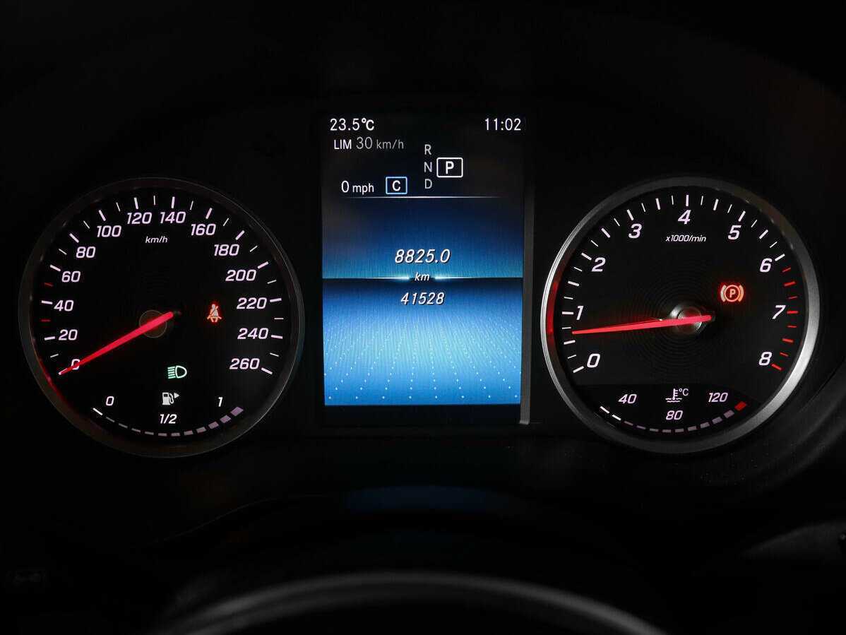 Mercedes-Benz GLC 2021 года с пробегом. Фото: #9