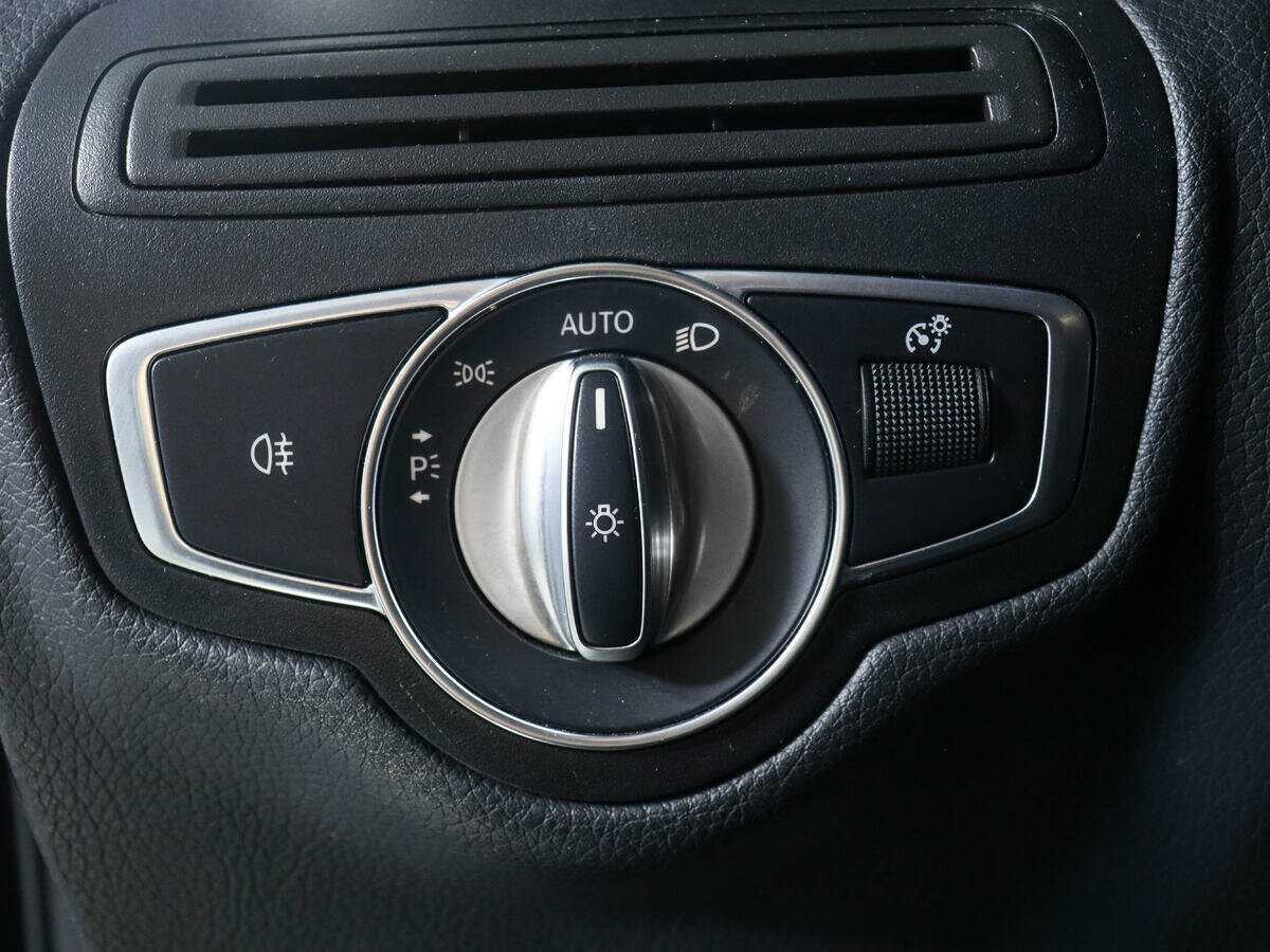 Mercedes-Benz GLC 2021 года с пробегом. Фото: #15