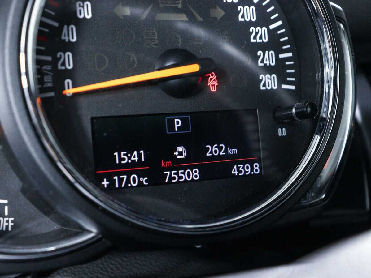 Mini Hatch 2018 года с пробегом. Фото: #10