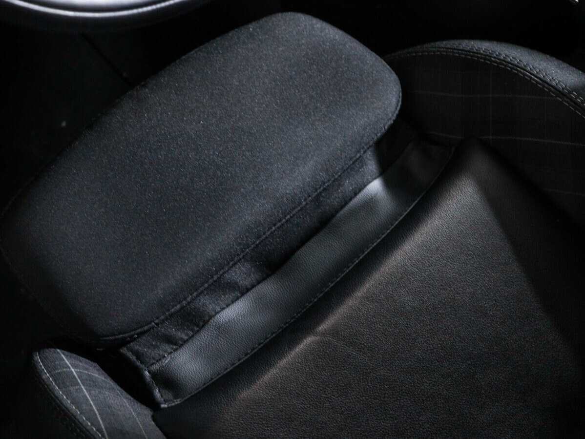 Mini Hatch 2018 года с пробегом. Фото: #14