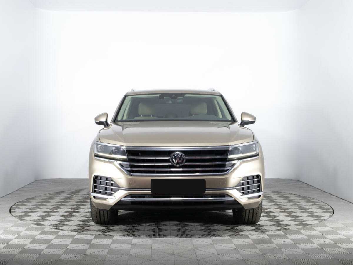 Volkswagen Touareg 2018 года с пробегом. Фото: #1