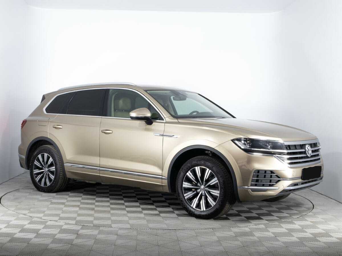 Volkswagen Touareg 2018 года с пробегом. Фото: #2