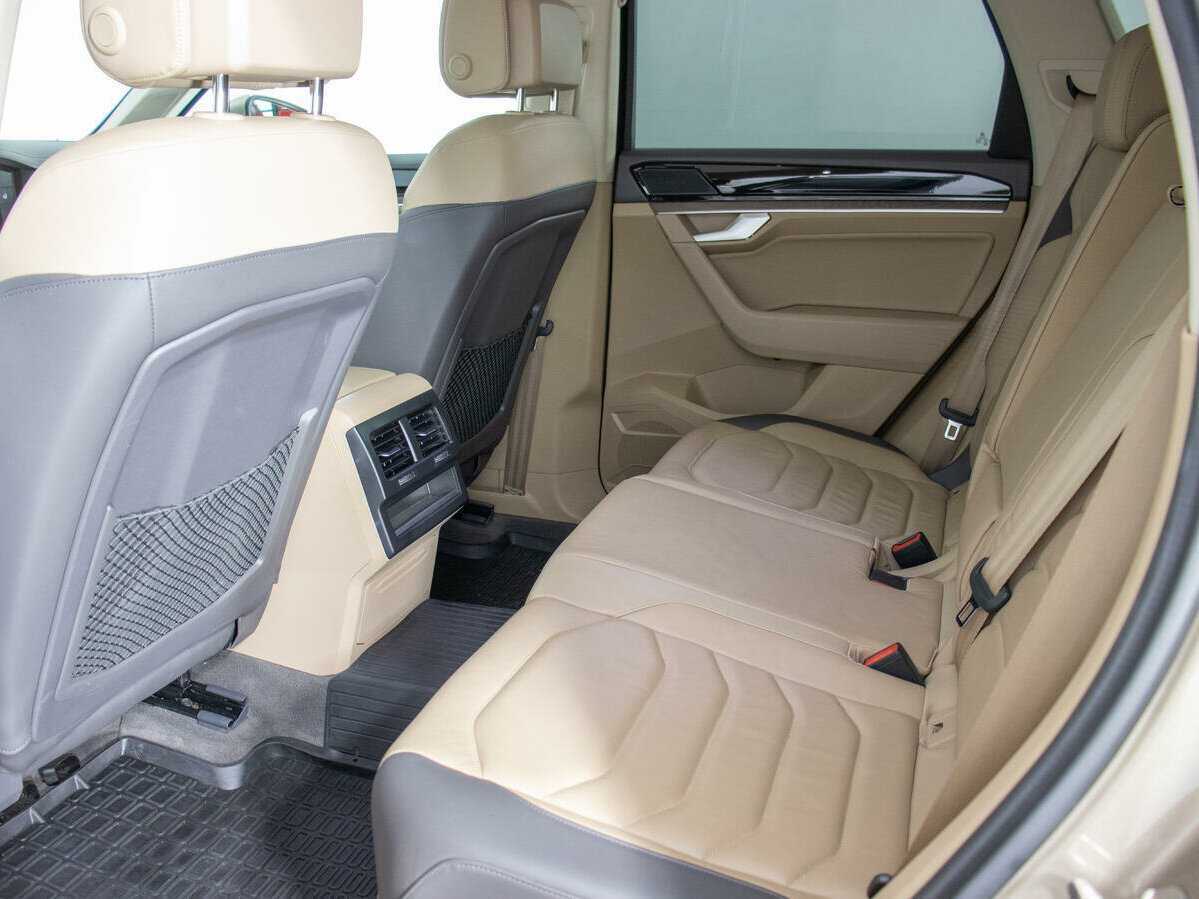 Volkswagen Touareg 2018 года с пробегом. Фото: #14