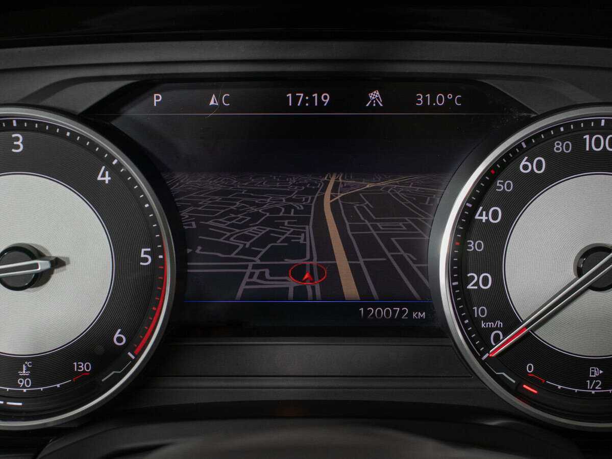 Volkswagen Touareg 2018 года с пробегом. Фото: #17