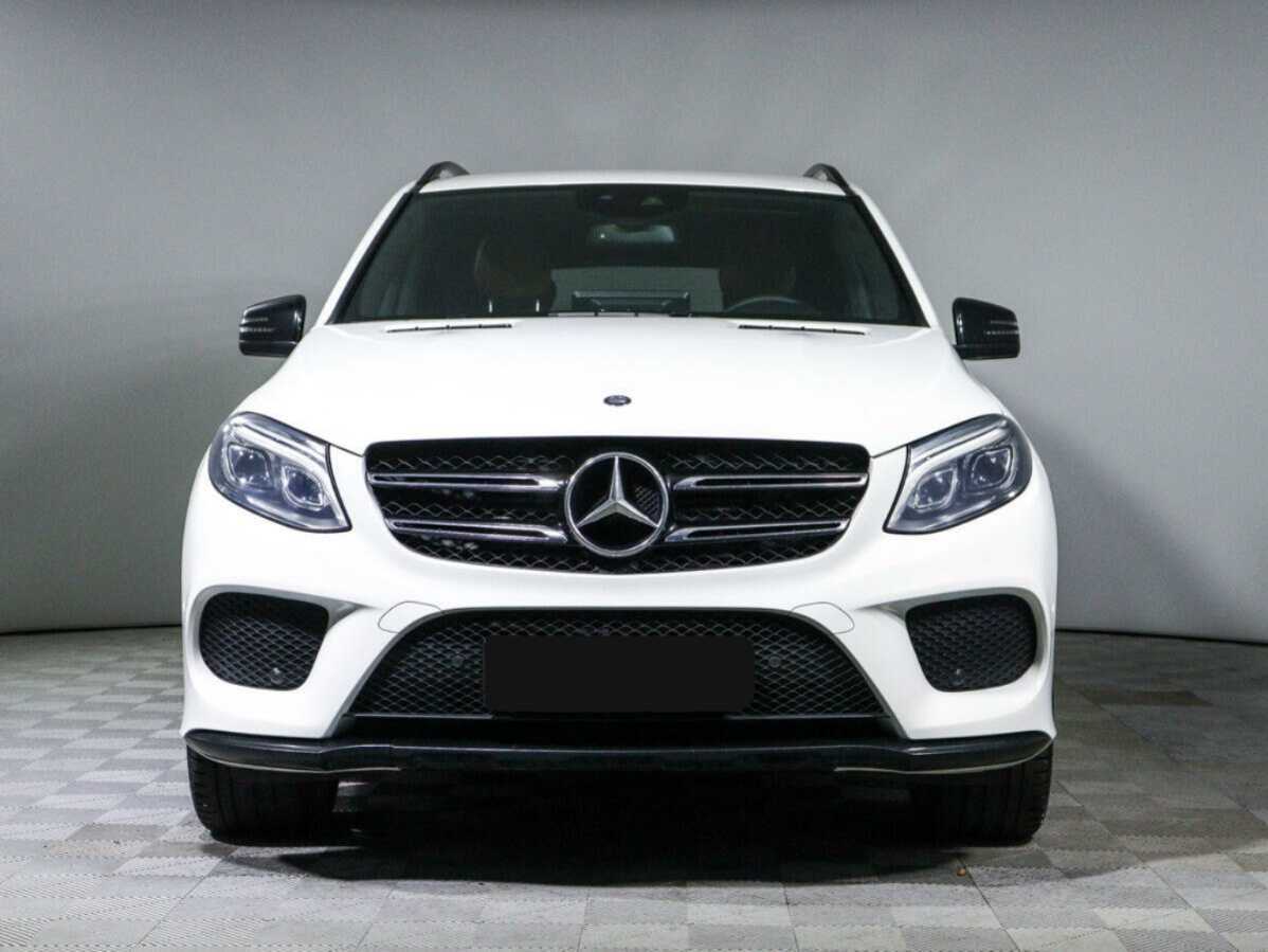 Mercedes-Benz GLE 2015 года с пробегом. Фото: #1