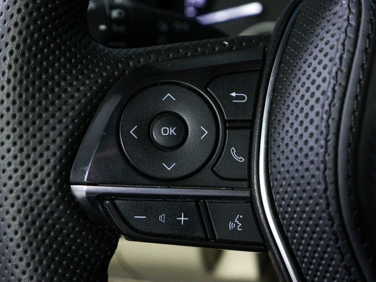 Toyota Camry 2021 года с пробегом. Фото: #21