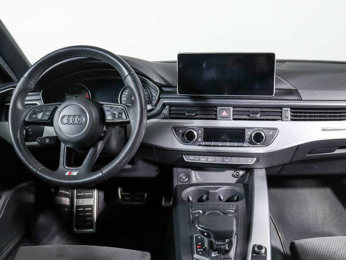 Audi A4 2019 года с пробегом. Фото: #9