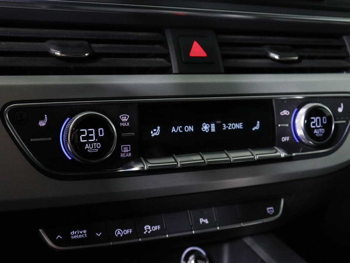Audi A4 2019 года с пробегом. Фото: #14