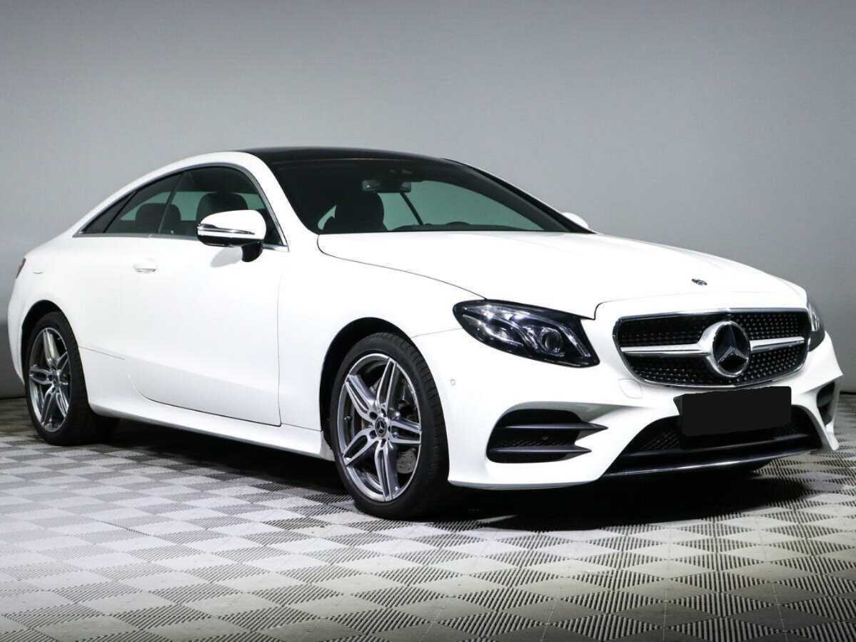Mercedes-Benz E-Класс 2018 года с пробегом. Фото: #2