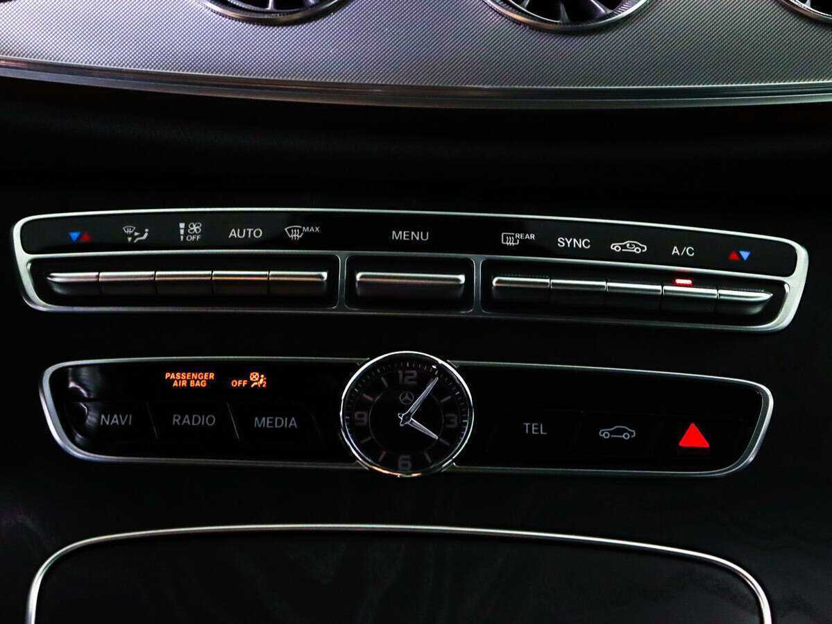 Mercedes-Benz E-Класс 2018 года с пробегом. Фото: #15
