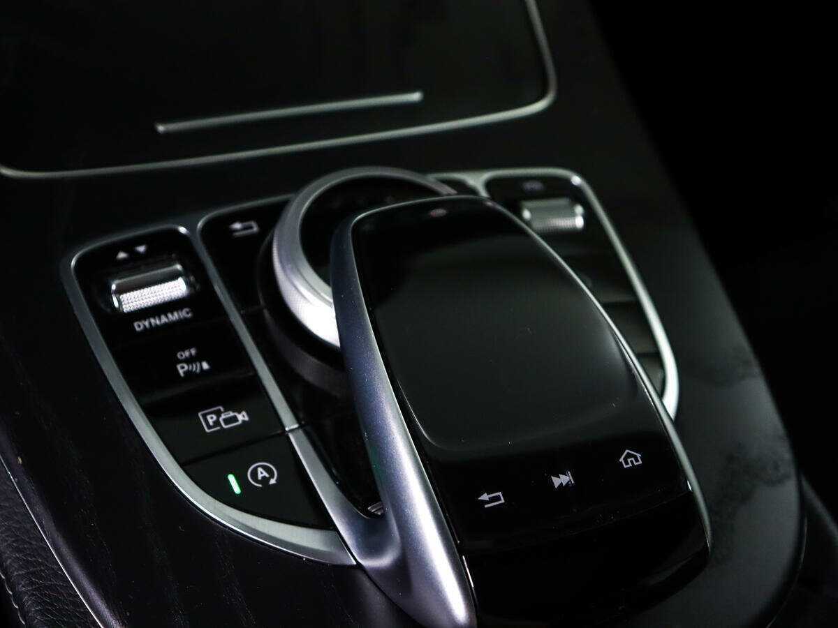 Mercedes-Benz E-Класс 2018 года с пробегом. Фото: #16