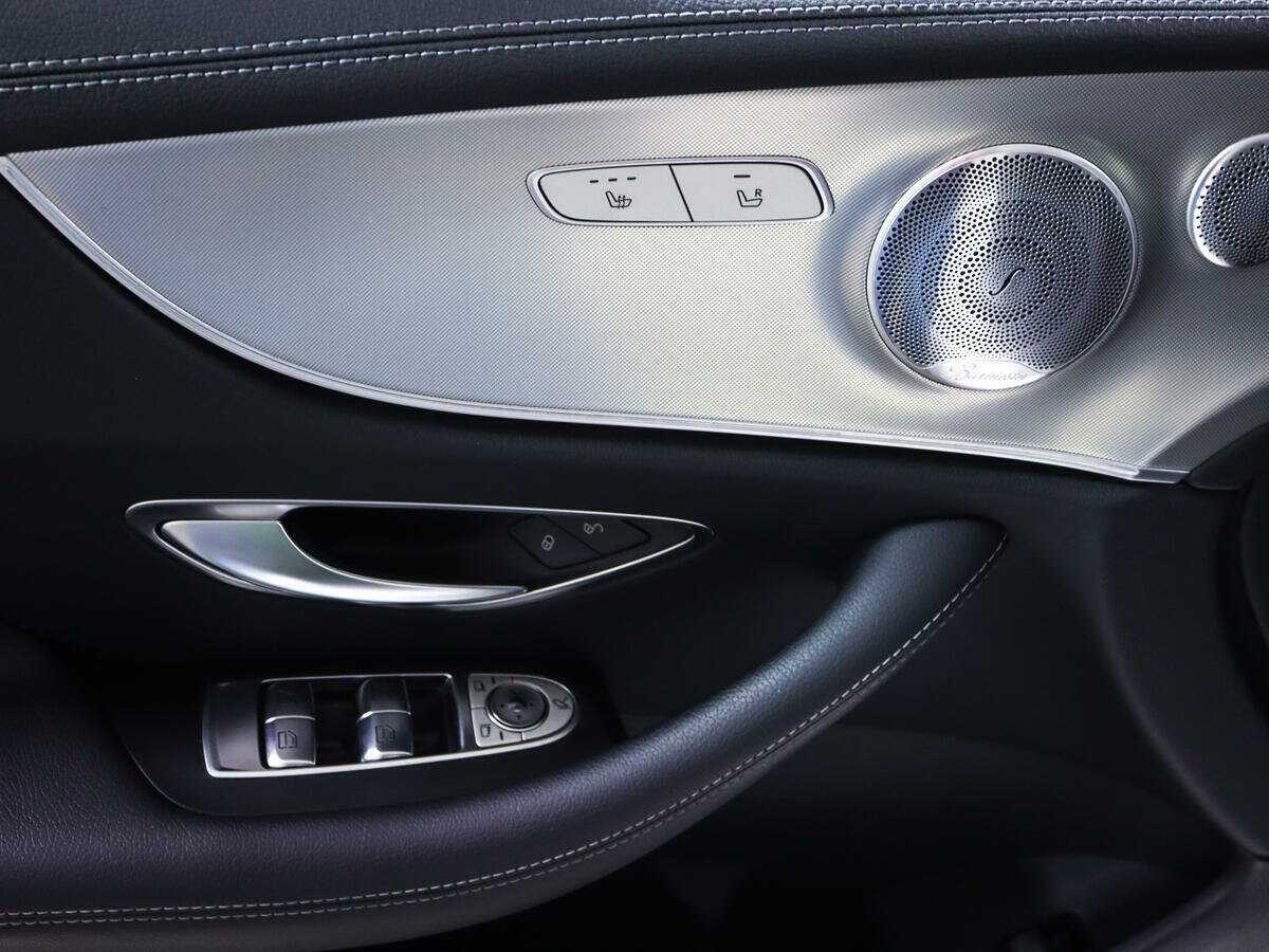 Mercedes-Benz E-Класс 2018 года с пробегом. Фото: #21