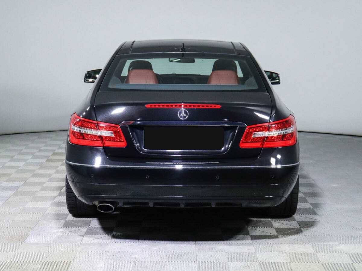 Mercedes-Benz E-Класс 2011 года с пробегом. Фото: #4