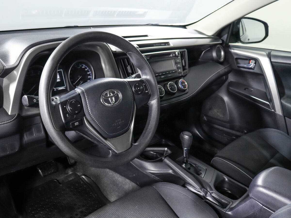 Toyota RAV4 2016 года с пробегом. Фото: #13