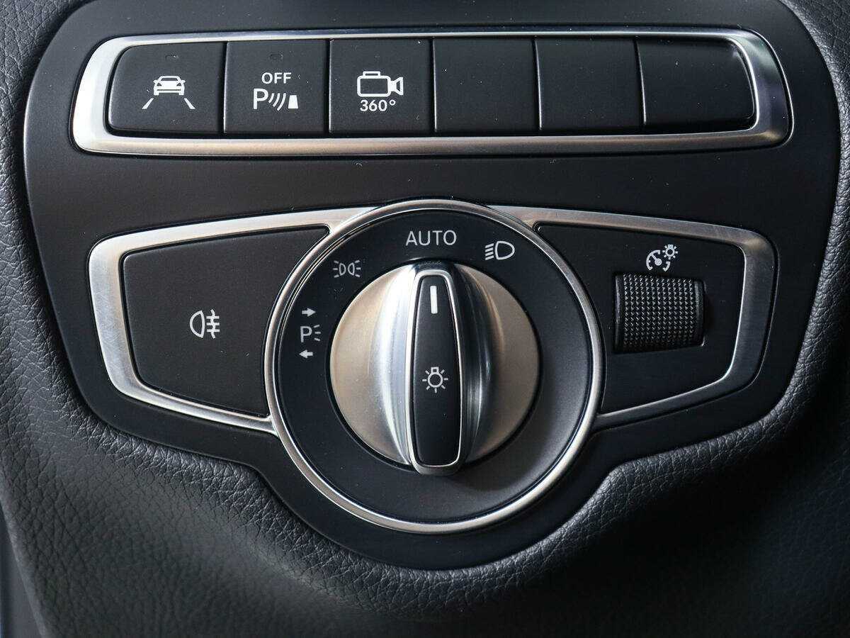 Mercedes-Benz GLC 2017 года с пробегом. Фото: #17