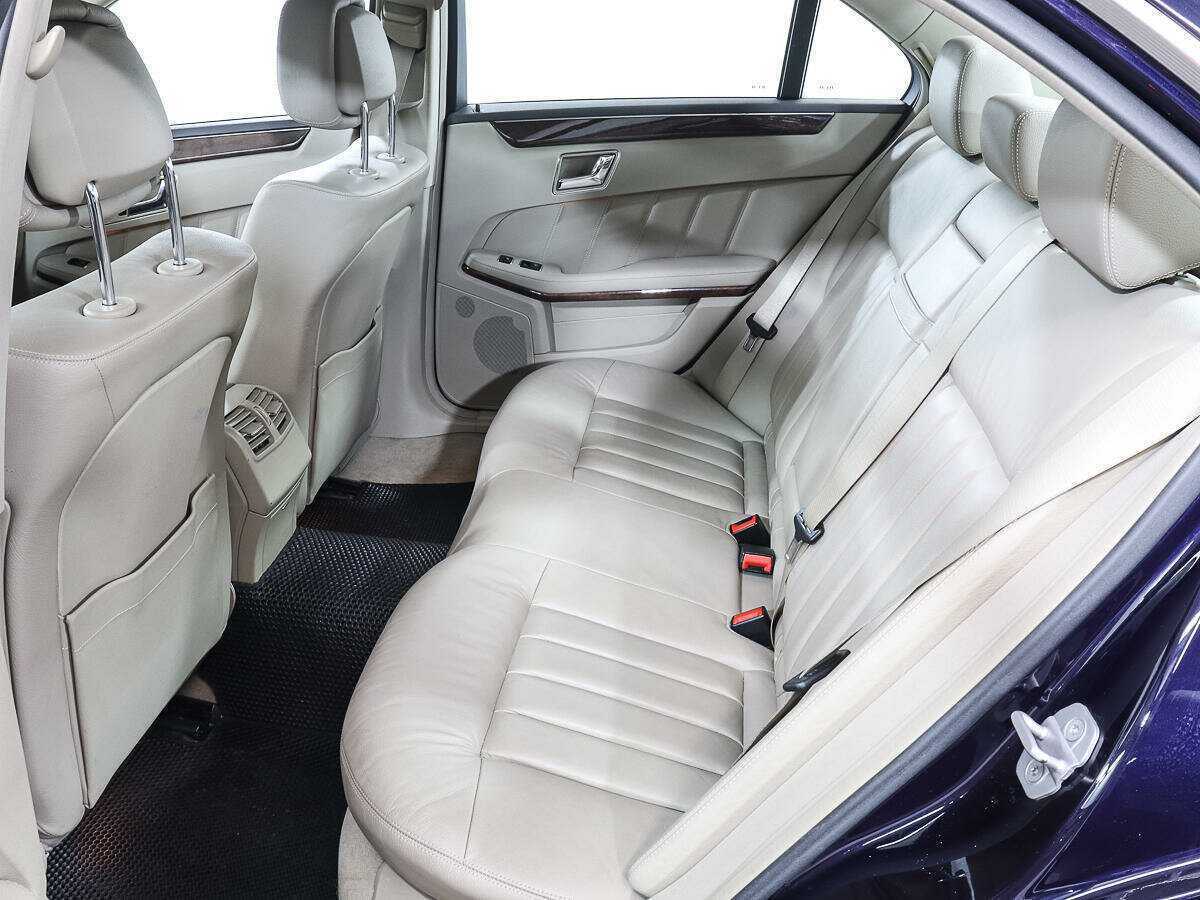 Mercedes-Benz E-Класс 2011 года с пробегом. Фото: #8