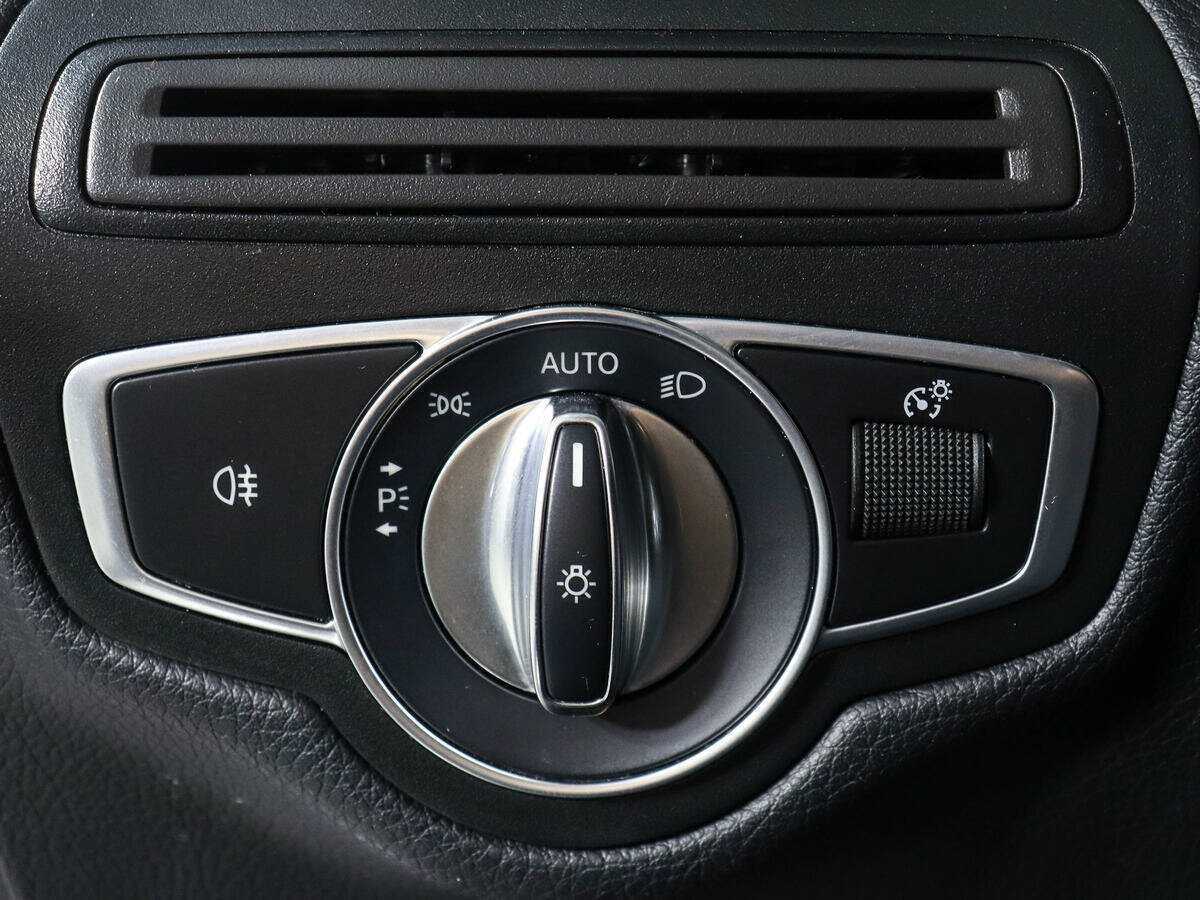 Mercedes-Benz GLC Coupe 2018 года с пробегом. Фото: #16