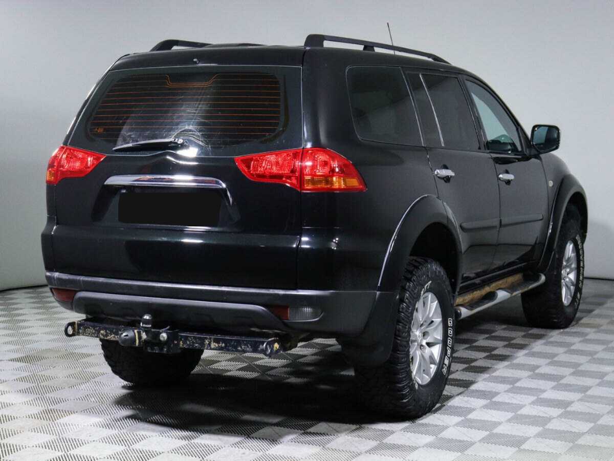 Mitsubishi Pajero Sport 2010 года с пробегом. Фото: #3