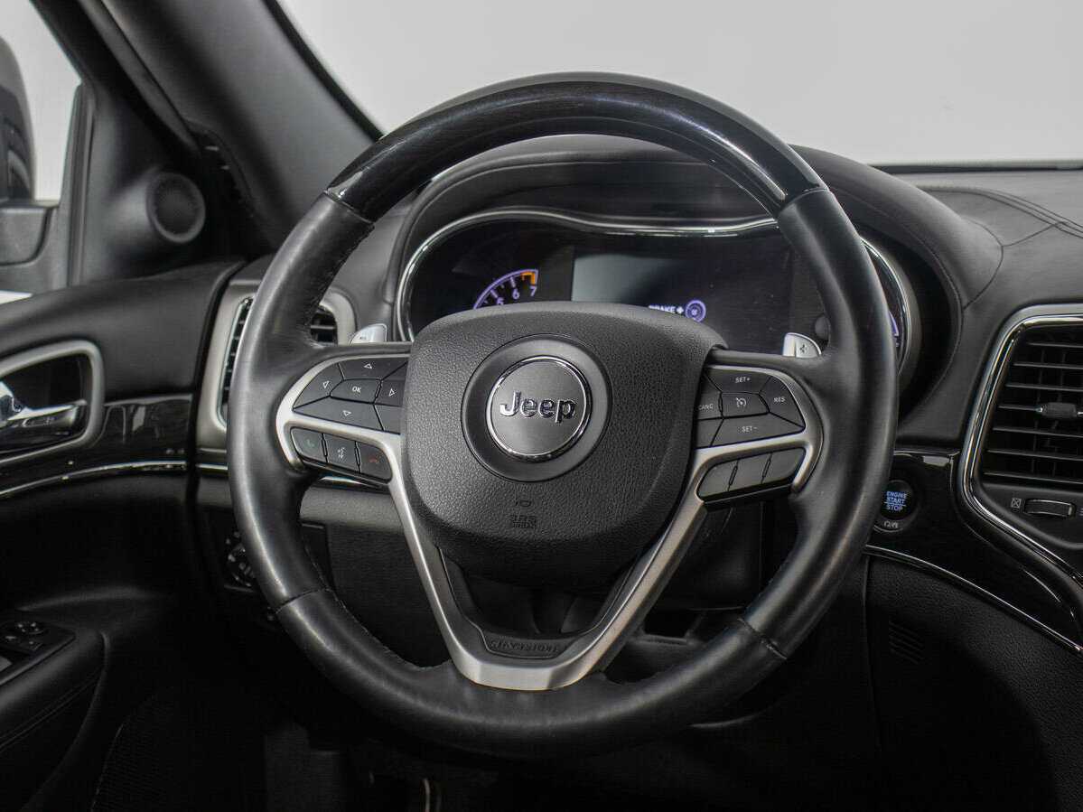 Jeep Grand Cherokee 2018 года с пробегом. Фото: #17