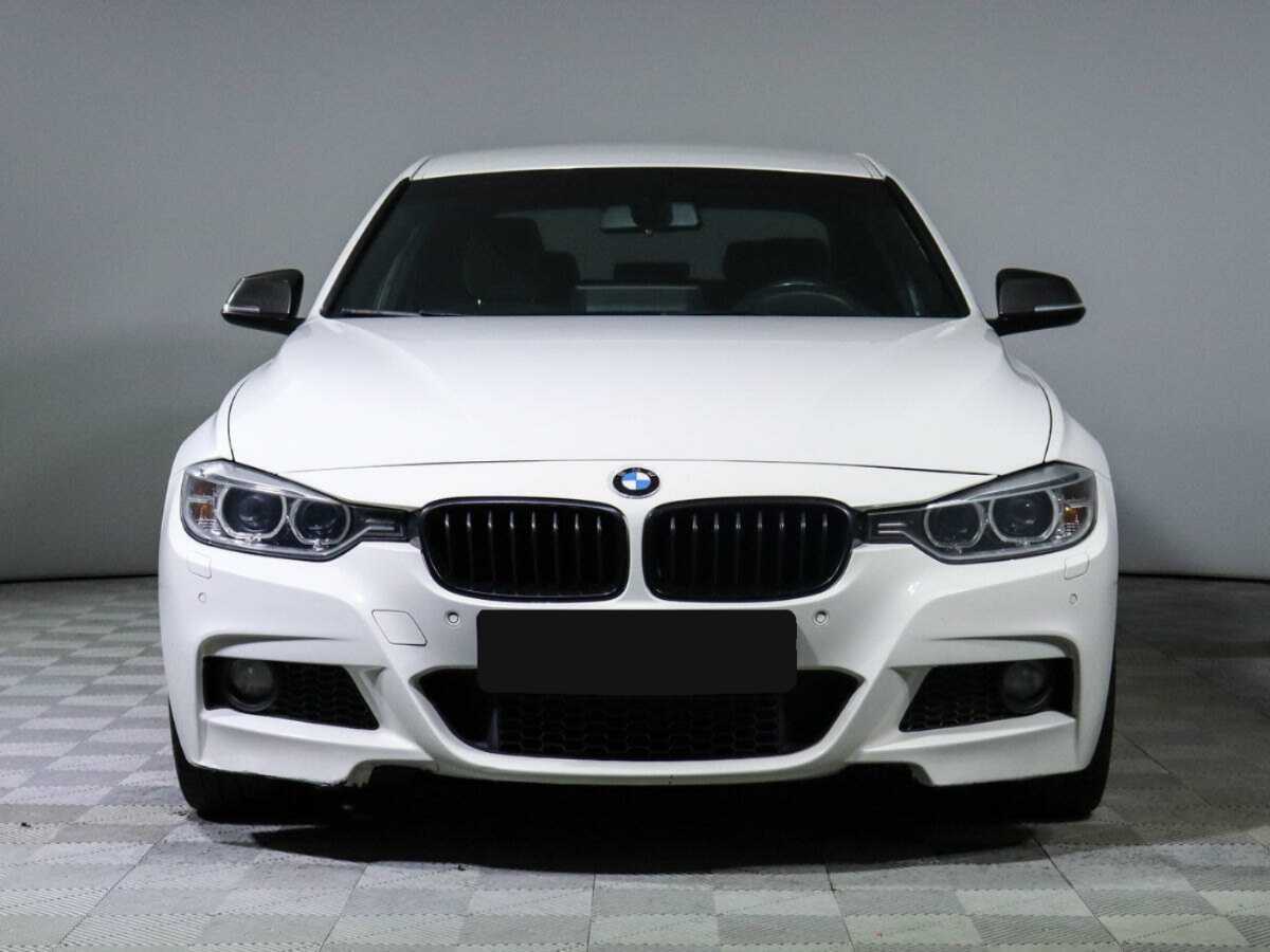 BMW 3 серии 2015 года с пробегом. Фото: #1