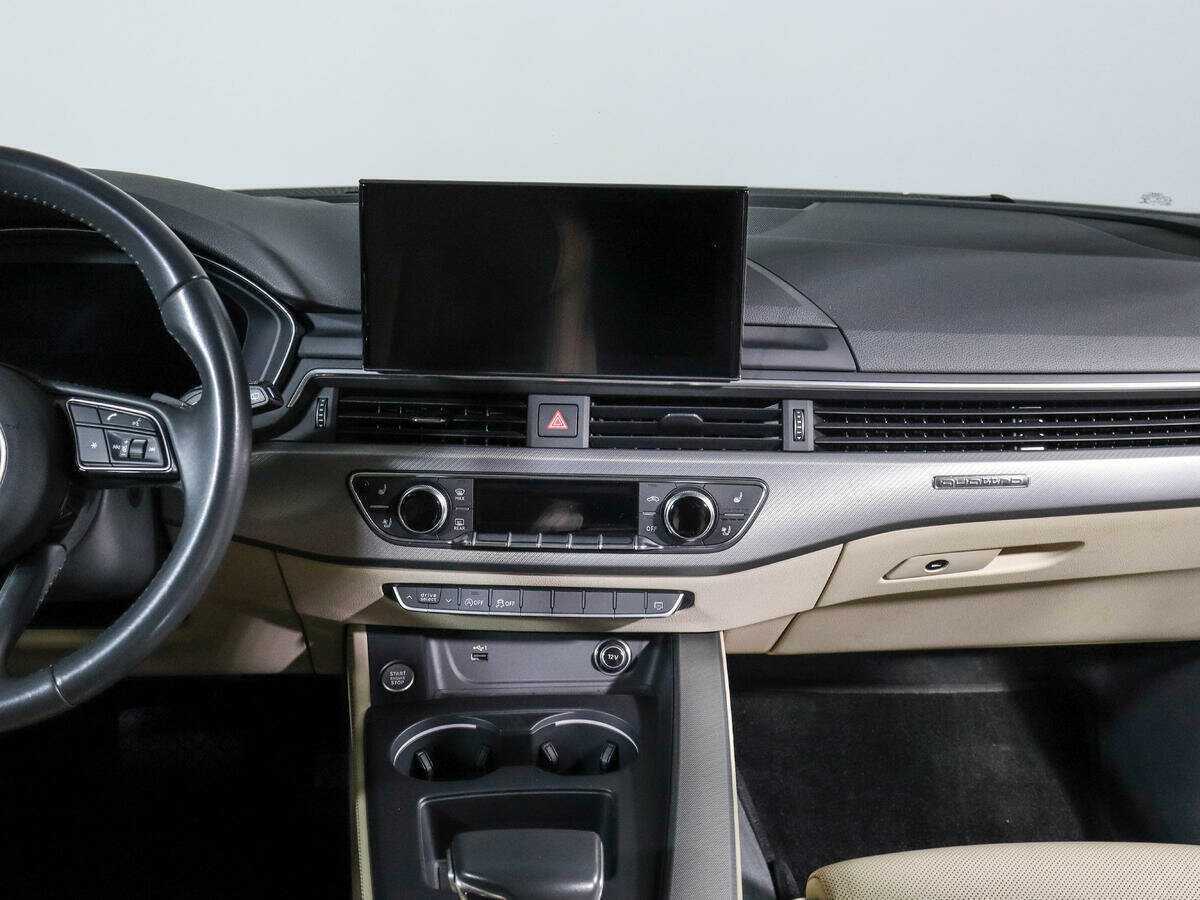 Audi A4 2019 года с пробегом. Фото: #10
