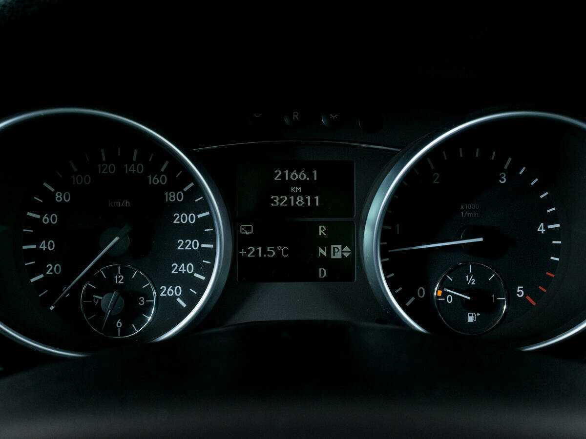 Mercedes-Benz M-Класс 2009 года с пробегом. Фото: #13