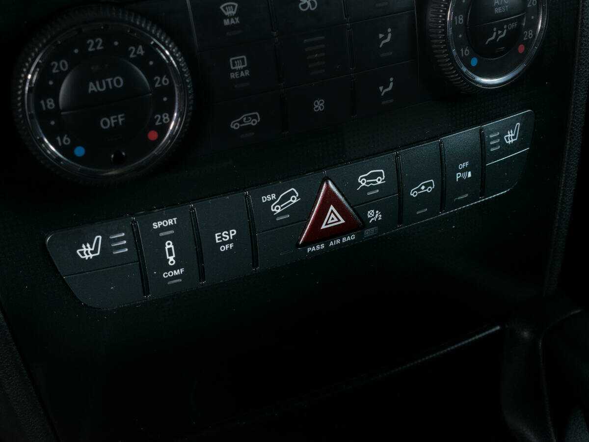 Mercedes-Benz M-Класс 2009 года с пробегом. Фото: #17